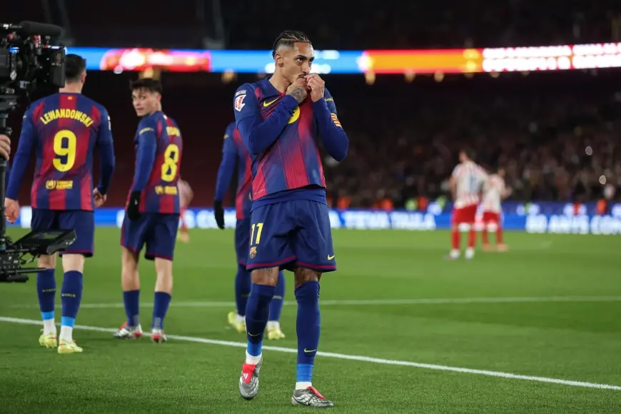 Slavia Praha vs Barcelona: Barca’s 4–2 Champions League win, what it means, and where fans can watch replays