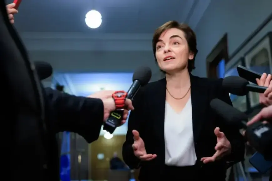 CAQ Direction: A Three-Way Race Emerges