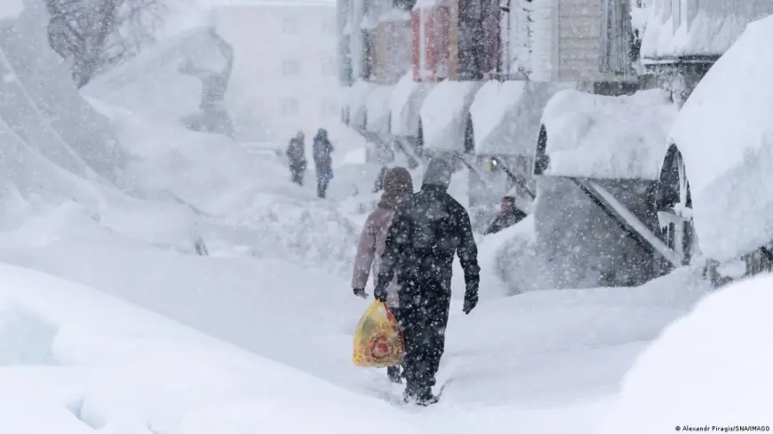 Russia snow 2026: Kamchatka’s “snow apocalypse” buries towns, strains transport, and raises new winter-risk alarms