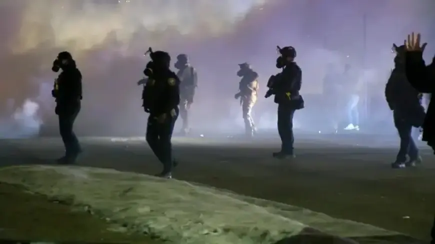 Appeals Court Blocks Ruling Against Federal Agents Retaliating on Protesters