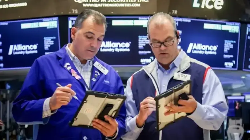 ASX Drops Following Wall Street Decline Amid Trump’s Greenland Remarks