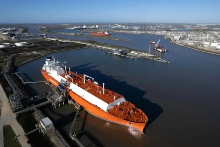 US Natural Gas Prices Surge 50% Amid Deep Freeze