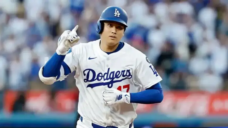 MLB Owners Risk Game Losses Over Salary Cap After Kyle Tucker Deal