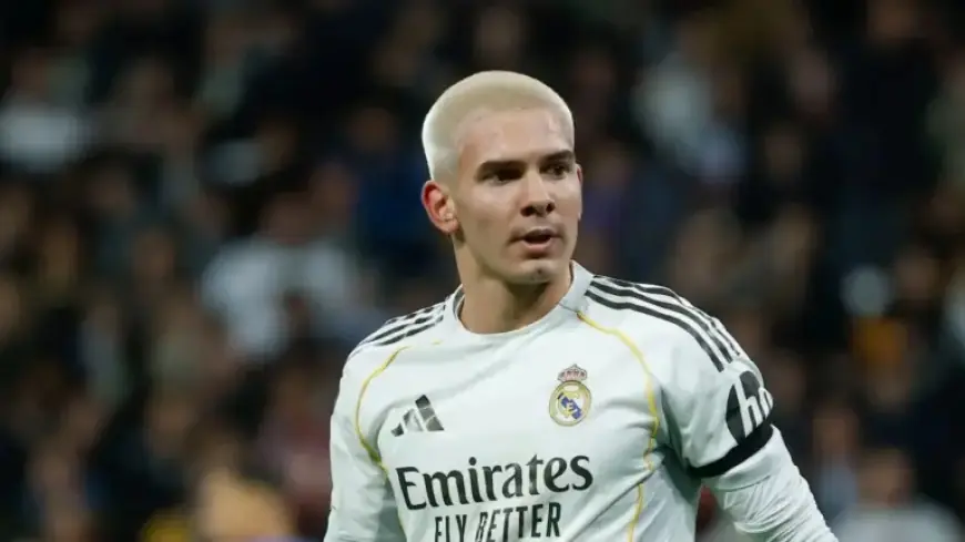 “Critics Dub Madrid’s Latest Purchase a Complete Disaster”