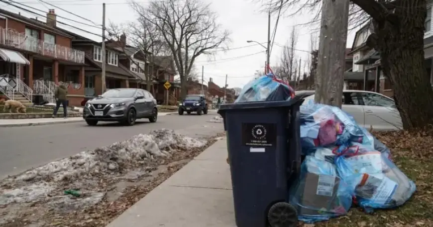 Ontario Reviews Recycler’s Halt on Extra Bag Pickups: ‘It Looks Unprofessional’