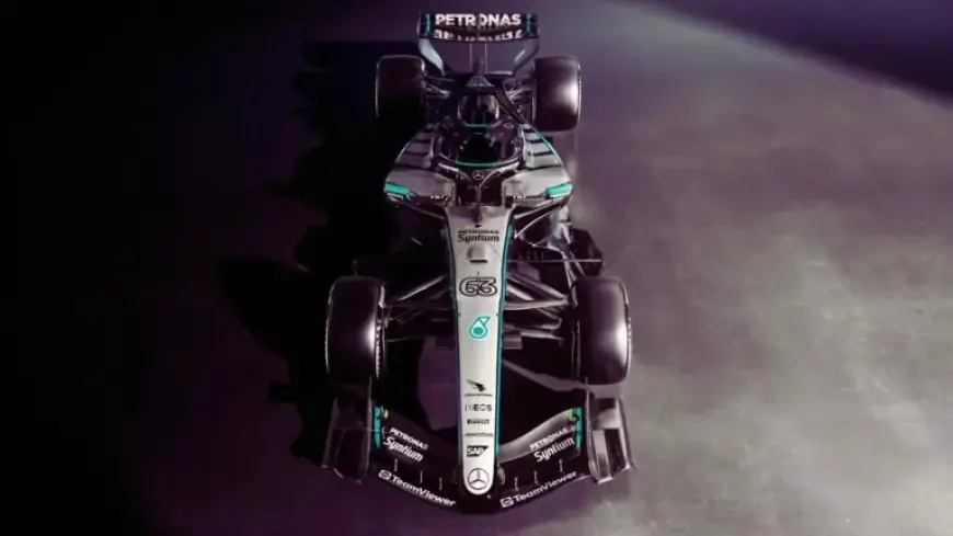 Mercedes Innovates with Unconventional W17 Design