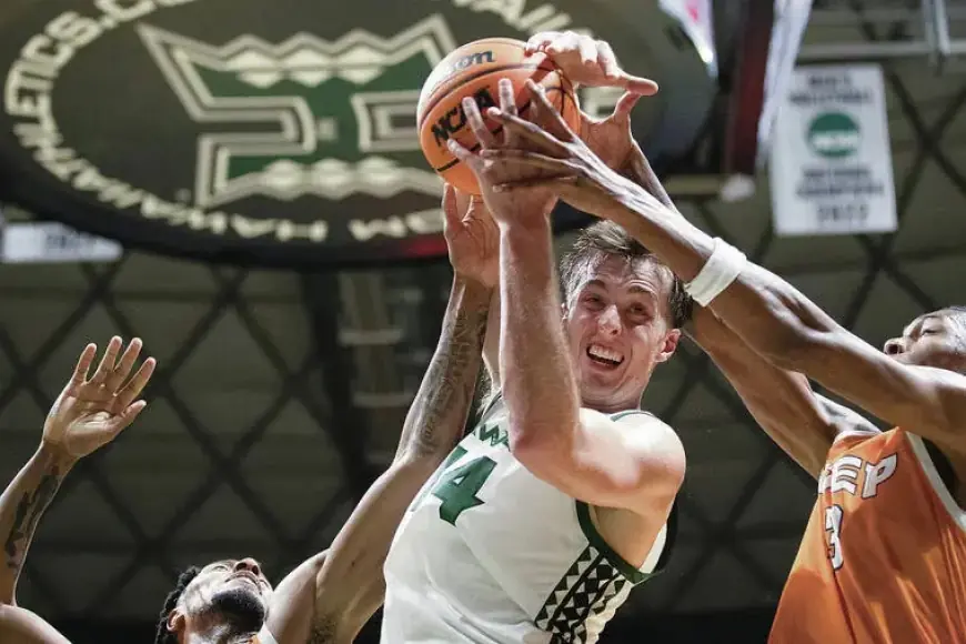 UH Men’s Basketball Aims to Enhance Rebounding Against CS Bakersfield