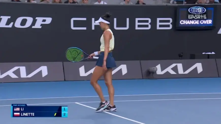Video: Ann Li Battles Magda Linette in Australian Open Highlights