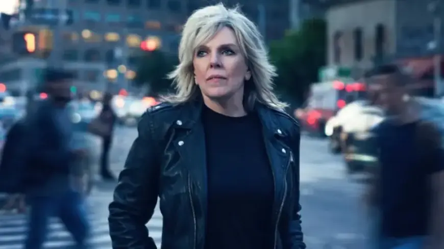 Lucinda Williams Critiques Trump in New Album, Reflects on Meeting Dylan