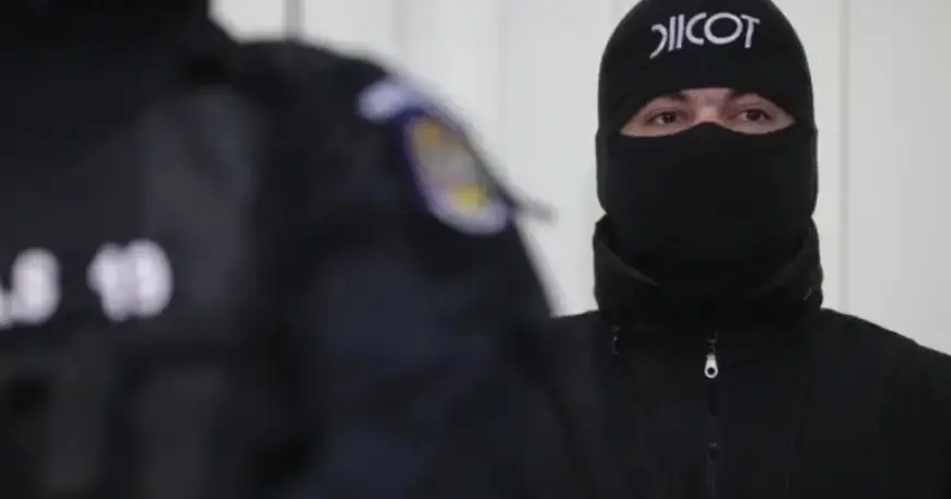 UK Authorities Investigate Website Offering Hitmen for Hire; Two Romanians Involved