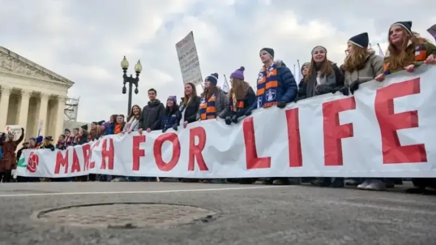 Social Conservatives Urge Trump to Crackdown on Abortion Pills