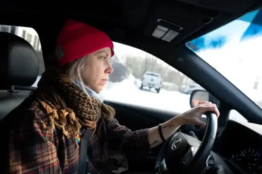 Federal Agents Allegedly Threaten ICE Watchers in Maine