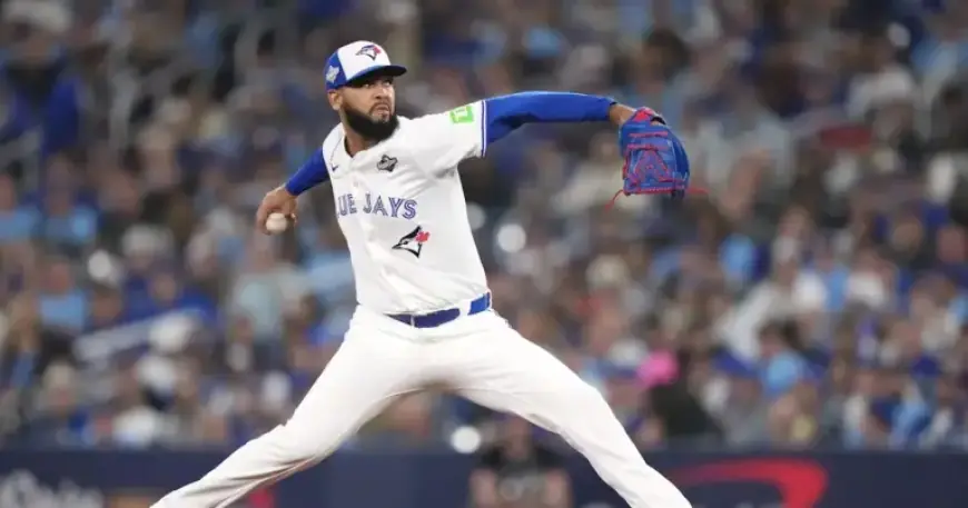 Ex-Jay Dominguez Signs Two-Year Deal with White Sox