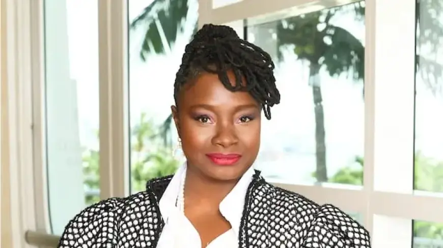 Doula Empowers Expectant Mothers to Confront Climate Risks