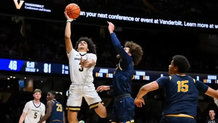 Watch New Haven Chargers vs. Mercyhurst Lakers: Stream, TV Channel, Game Time