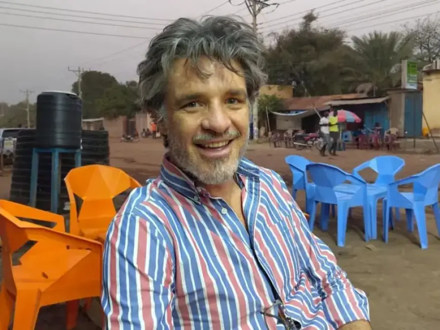 Adelaide Man Reunites Children Separated by War