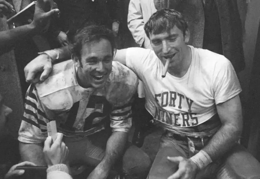 49ers and Stanford Star QB John Brodie Dies at 90