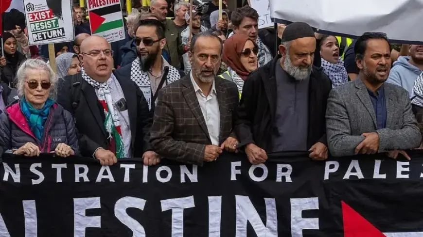 Trump Urges UK Action on Hamas-Linked Figure Amid US Terror Alert