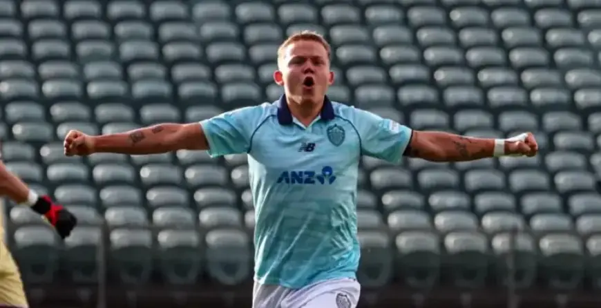 Auckland FC Stays Atop OFC Pro League, Holds Off Bula with Ten Men