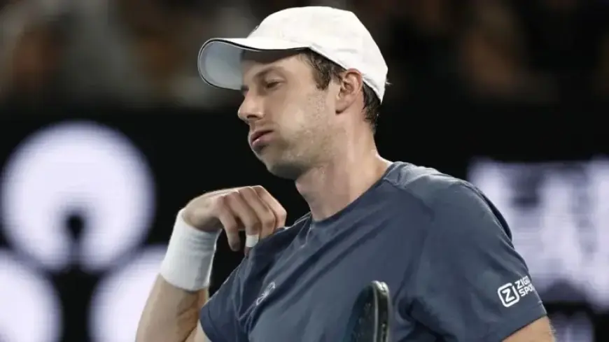 Djokovic Dominates Second Set Amid Player Frustrations