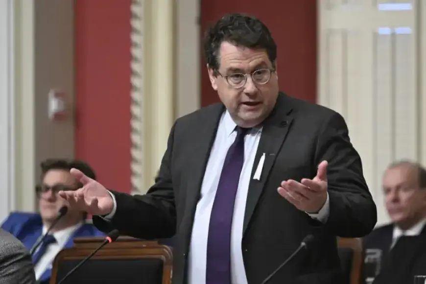 Drainville Gains Two Endorsements, Fréchette Supported by Veteran in CAQ Race