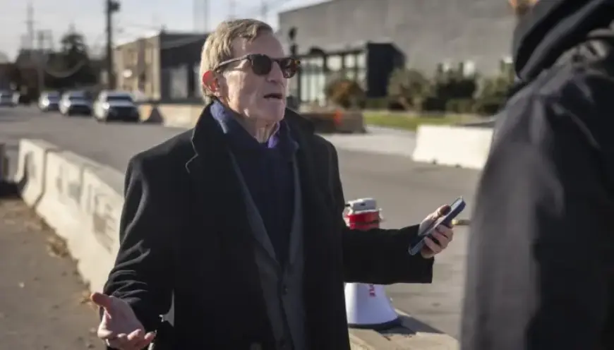 ICE Officer Charged with Assaulting Immigrant Rights Activist Near Chicago