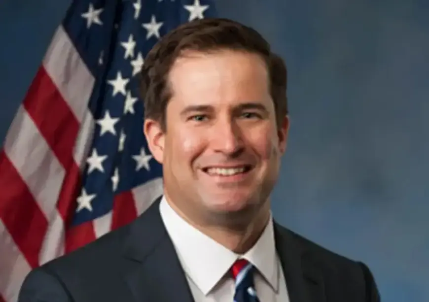 Rep. Moulton Calls ICE Defunding ‘Shutdown-Worthy’ Initiative