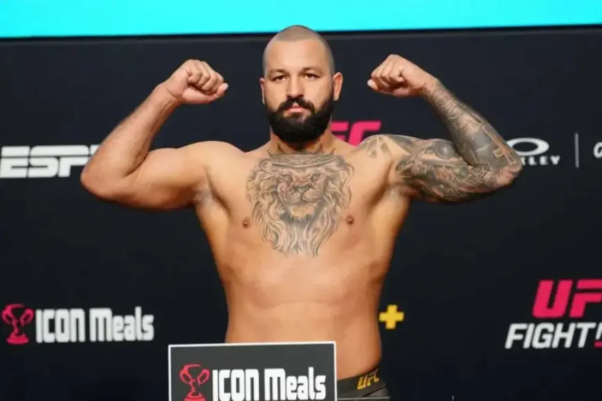 Meet Josh Hokit: 49ers Undrafted Signer Transforming into a UFC Fighter