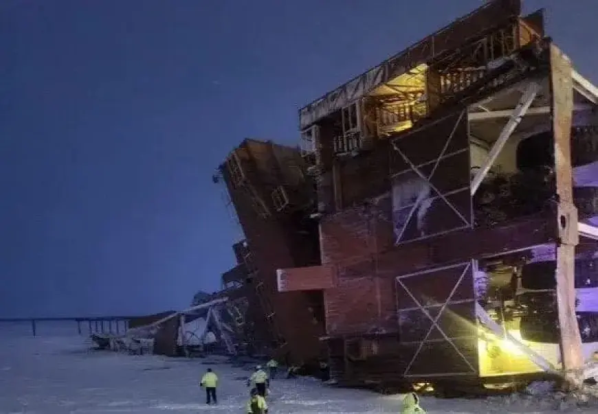 North America’s Largest Land Drilling Rig, Doyon 26, Overturns and Ignites on North Slope