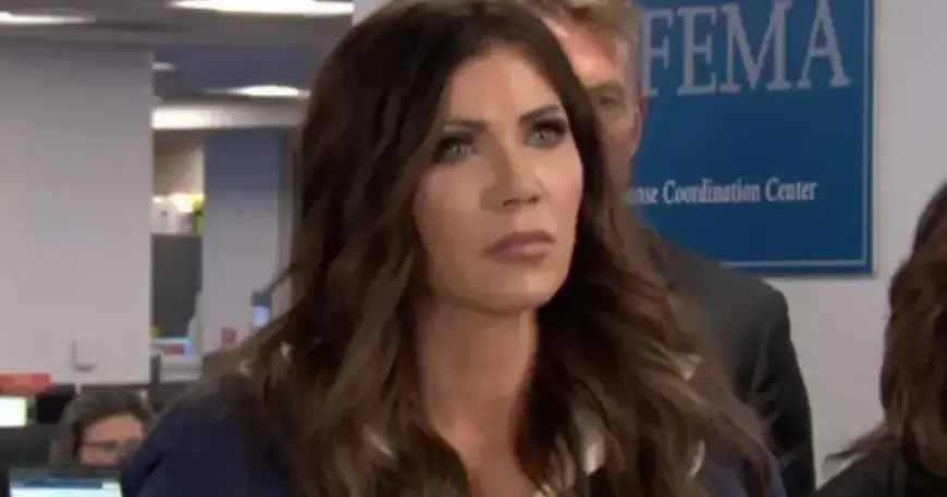 Minnesota Man Fatally Shot After Approaching Officers with Semiautomatic Handgun