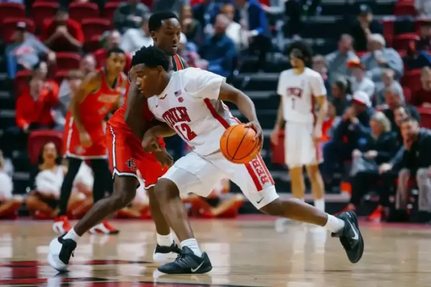 San Diego State Overpowers Rebels with Precise Shooting in Home Defeat