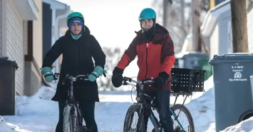 Minnesotans Courageously Challenge ICE Amid Violence Risks