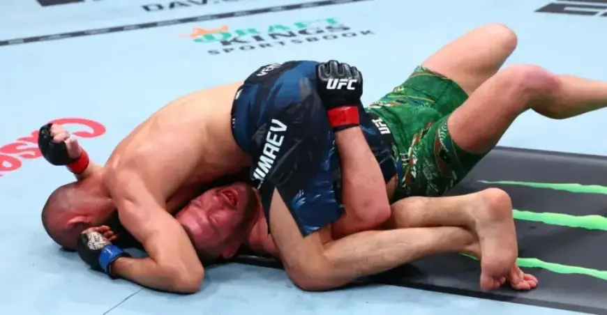 Dricus du Plessis Coach Criticizes Khamzat’s Strategy, Poor Officiating for UFC Loss