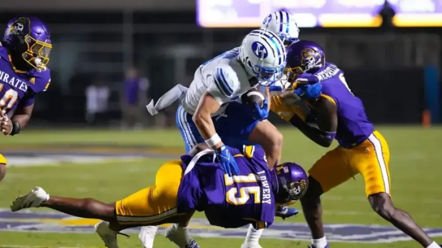 Gators Secure ECU Defensive Back from Transfer Portal