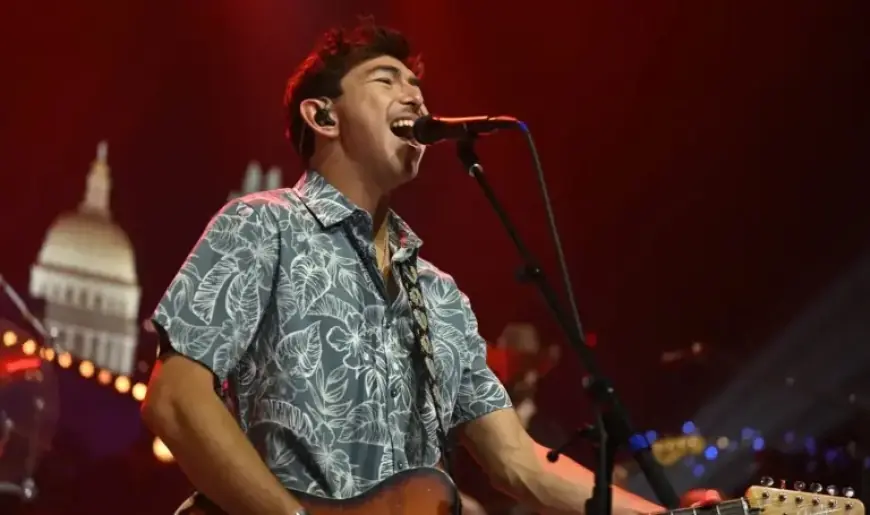 Wyatt Flores Rekindles “Please Don’t Go” at Austin City Limits Debut
