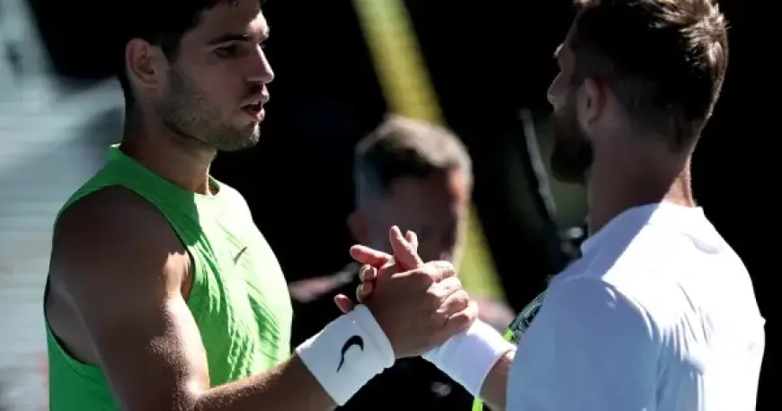 Alcaraz Triumphs in Intense Drop-Shot Duel with Moutet