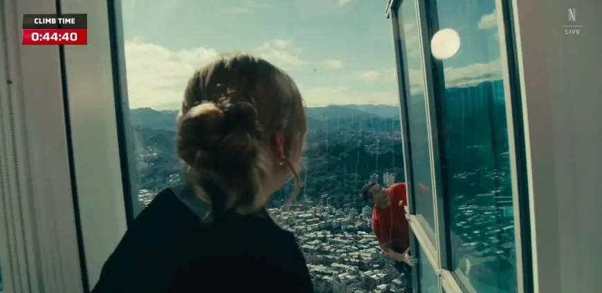 Sanni McCandless steps into the live-risk spotlight—what a “support role” really looks like