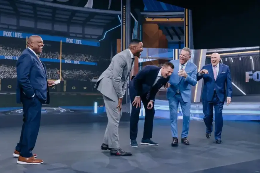 Rob Gronkowski Remains ‘Gronk’ with a New Early Bedtime Routine