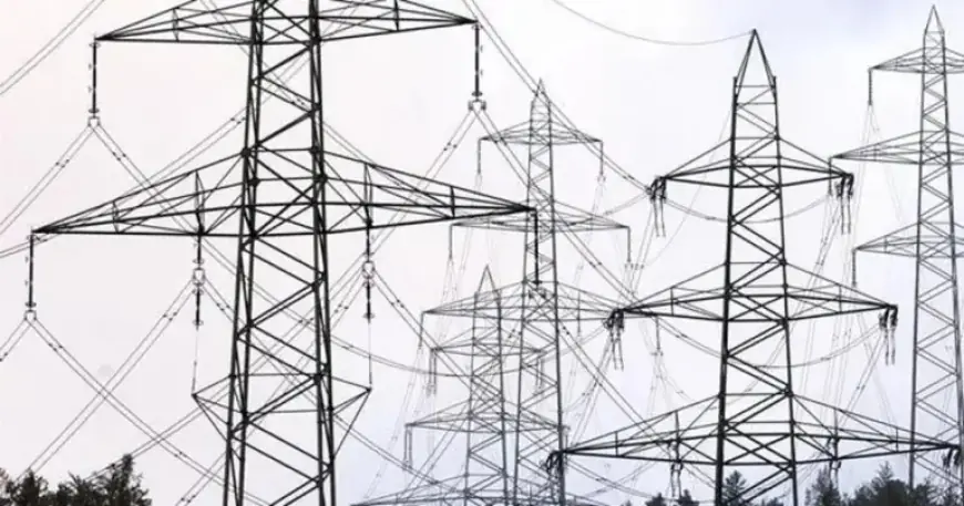 Dallas Winter Storm Triggers Widespread Sunday Power Outages