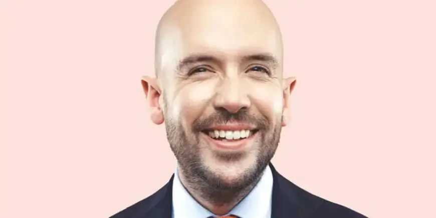 Tom Allen Joins ‘Titanique’ for Exclusive Limited Engagement