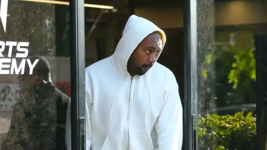 Kanye West Apologizes, Admits Losing Touch With Reality