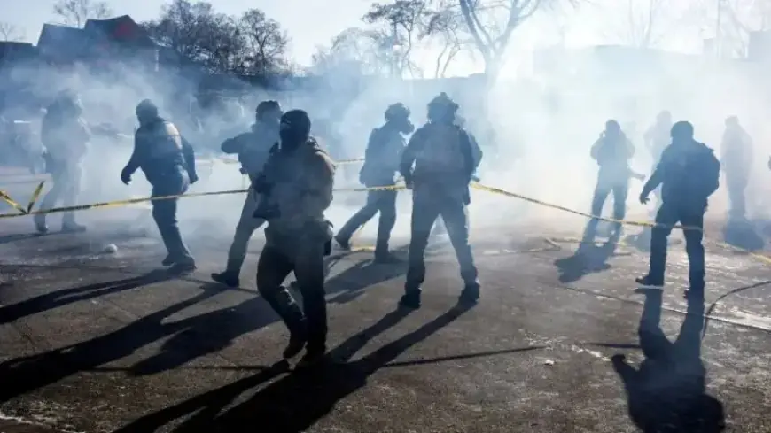 Video and Witnesses Illuminate Moments Before Agent’s Fatal Shooting of Alex Pretti