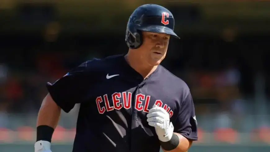 Ex-MLB Star Condemns Trump Following ICE Shootings