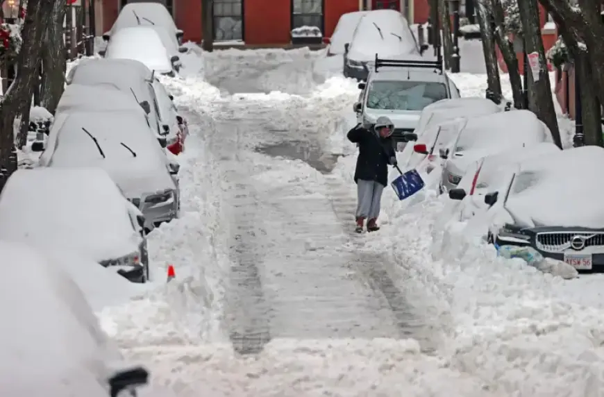 Boston Nears 20 Inches of Snow; Heaviest Accumulation Hits Mass. and R.I.