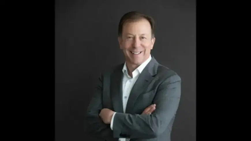 NAB Chief Bets on Australia for Growth