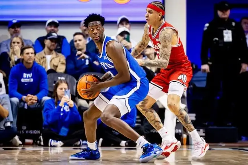 Cougars Climb to 13th in Latest AP Top 25 Poll