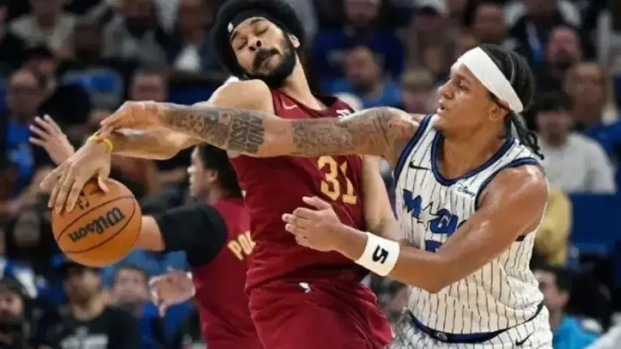Jarrett Allen Fouls Paolo Banchero in Cavaliers vs. Magic Second Half Duel