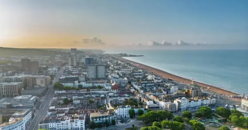 Sussex Beats London: Top UK Spots for Disposable Income Revealed