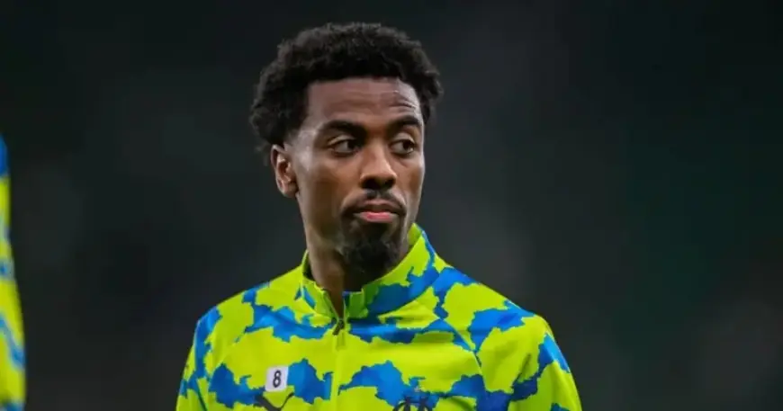 Man United Poised to Rescue Angel Gomes from Transfer Struggles