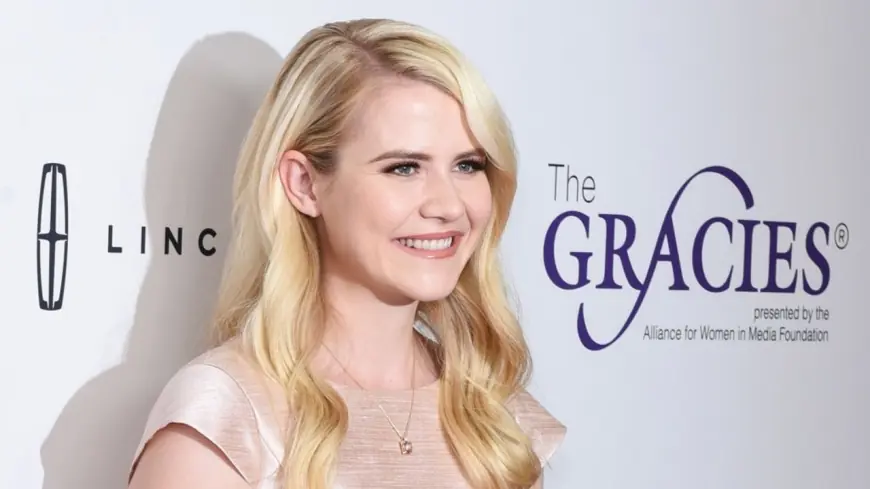 Elizabeth Smart Documentary Renews Focus on Wanda Barzee, Brian David Mitchell, and the Nine Months Elizabeth Smart Was Missing